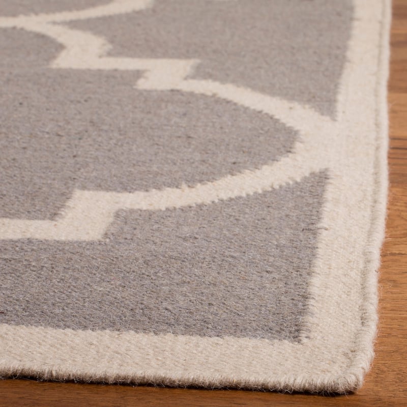 SAFAVIEH Handmade Flatweave Dhurries Jinan Modern Moroccan Wool Rug