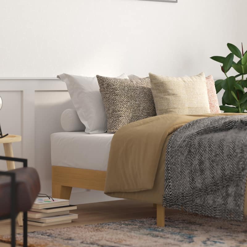 Wood Platform Bed with 14 Wooden Support Slats