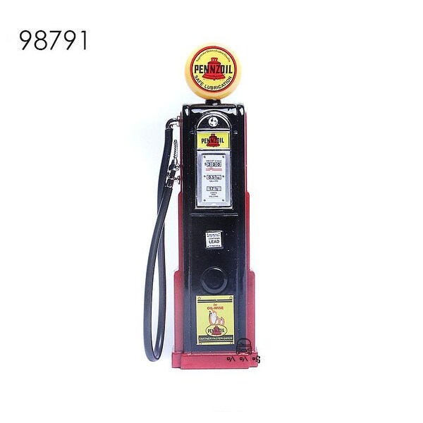 Road Signature Vintage Gas Pump Gasoline Round - Bud green