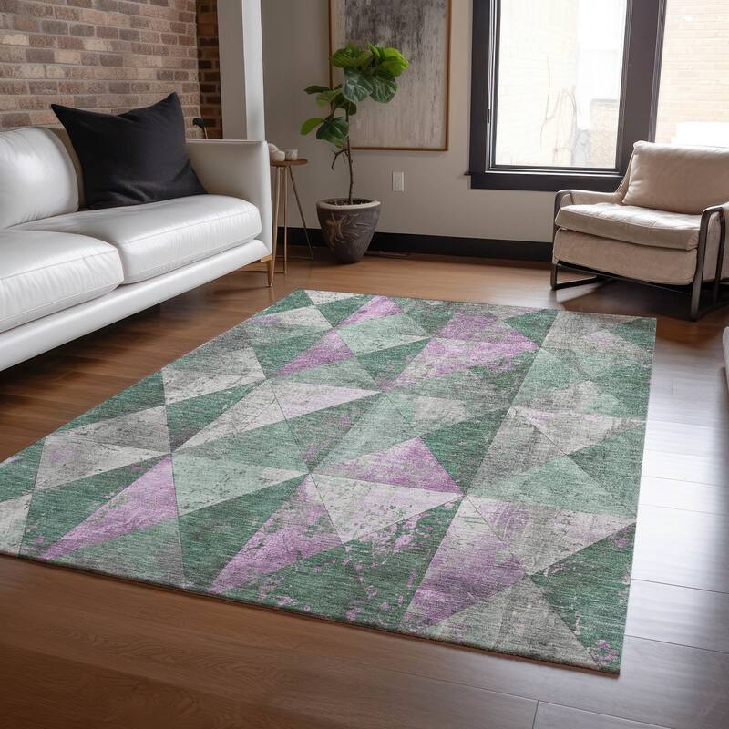 Machine Washable Indoor/ Outdoor Contemporary Diamonds Chantille Rug