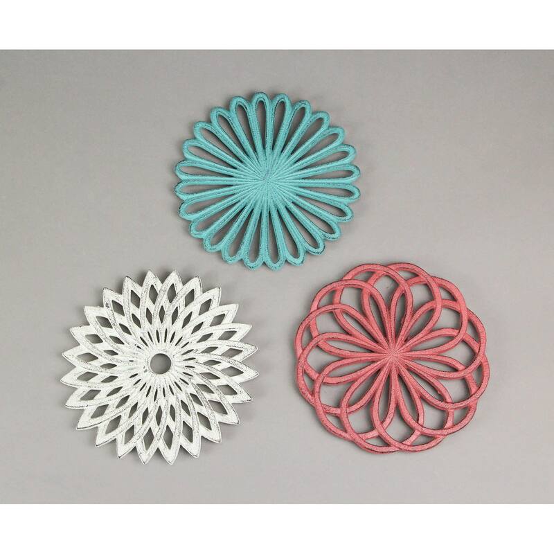 Zeckos Colorful Cast Iron Flower Bloom Kitchen Trivets (Set Of 3) - 0.75 X 7.75 X 7.75 inches