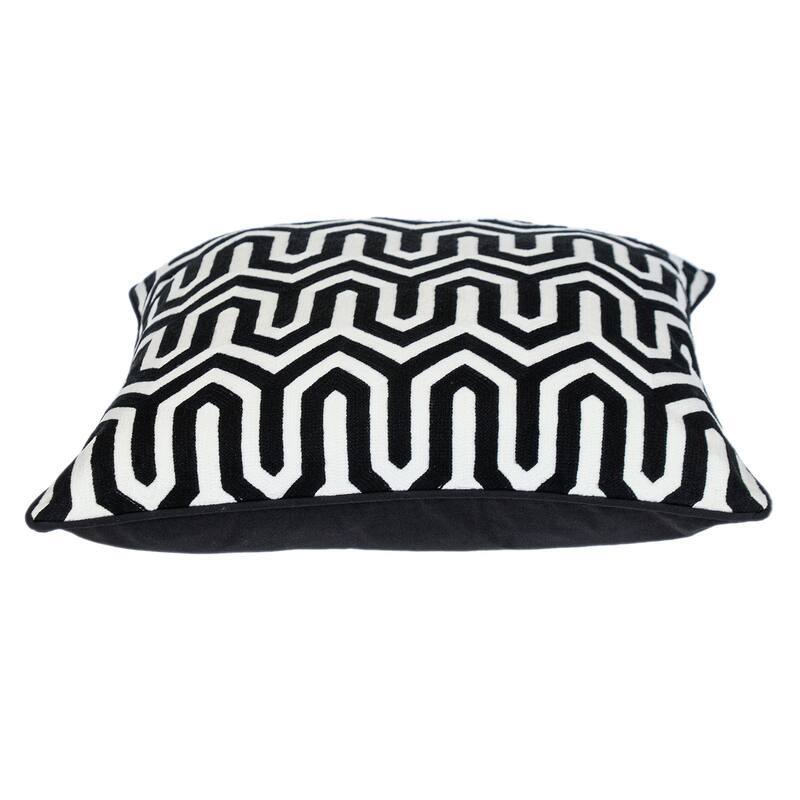 Parkland Collection Transitional Geometric Black 20" x 20" Pillow