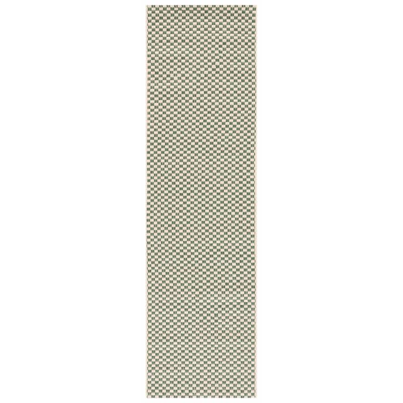 SAFAVIEH Courtyard Rosemie Indoor/ Outdoor Waterproof Patio Backyard Rug