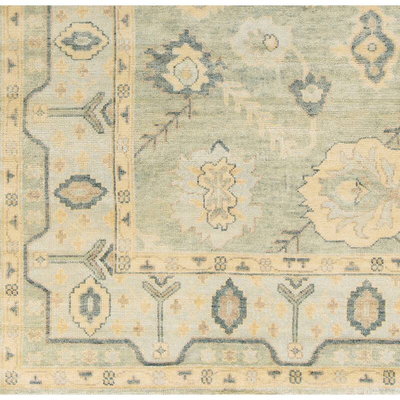 Hand-Knotted Rafael Border New Zealand Wool Area Rug - 2' x 3'