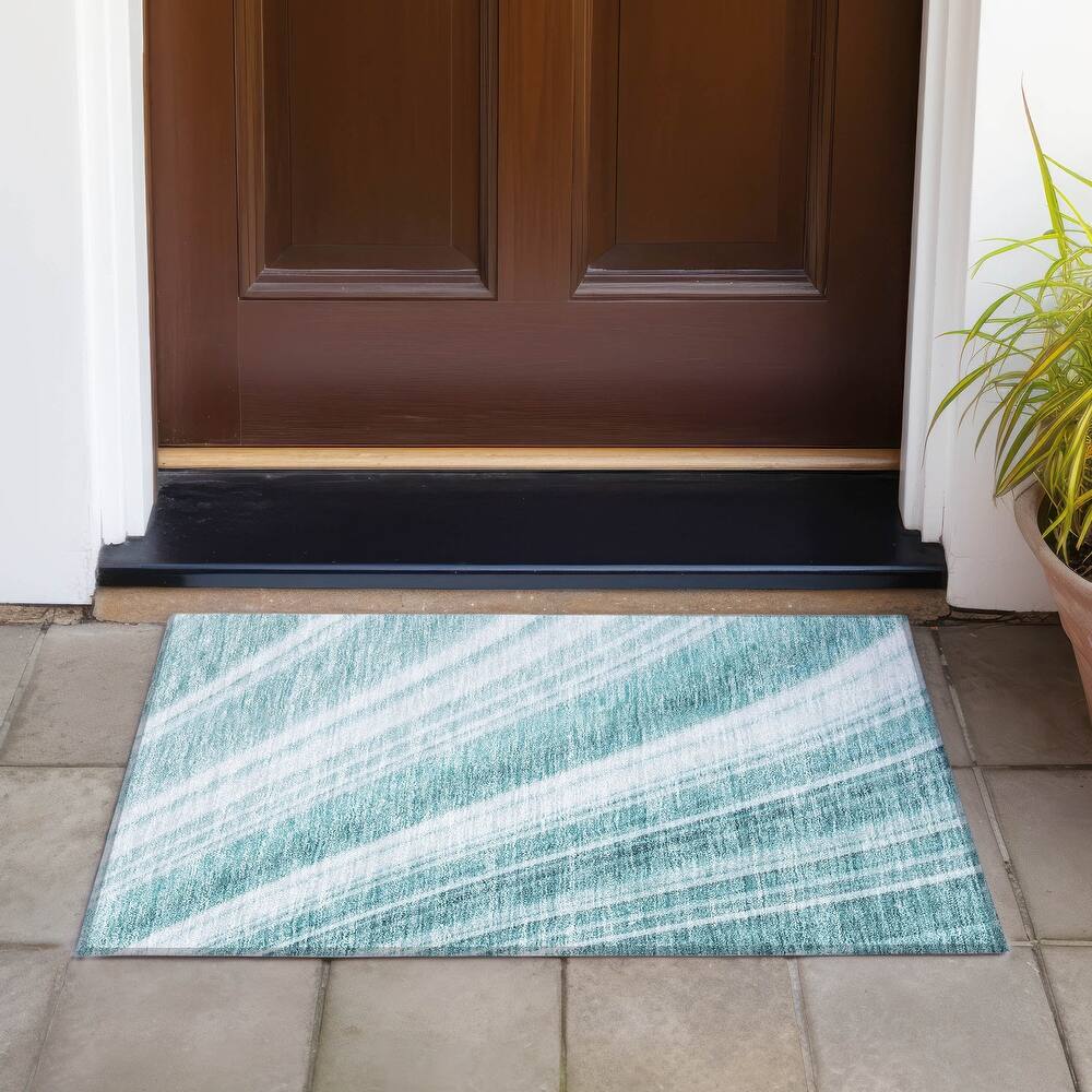 Machine Washable Indoor/ Outdoor Stripe Wave Chantille Rug