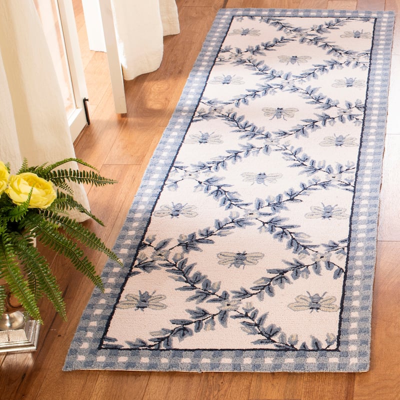 SAFAVIEH Handmade Chelsea Aubree French Country Trellis Wool Rug - 2'6" x 10' Runner - Ivory/Blue - Runner