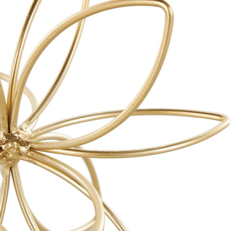 CosmoLiving by Cosmopolitan Gold Metal Handmade Floral Decorative Sculpture (Set of 3)