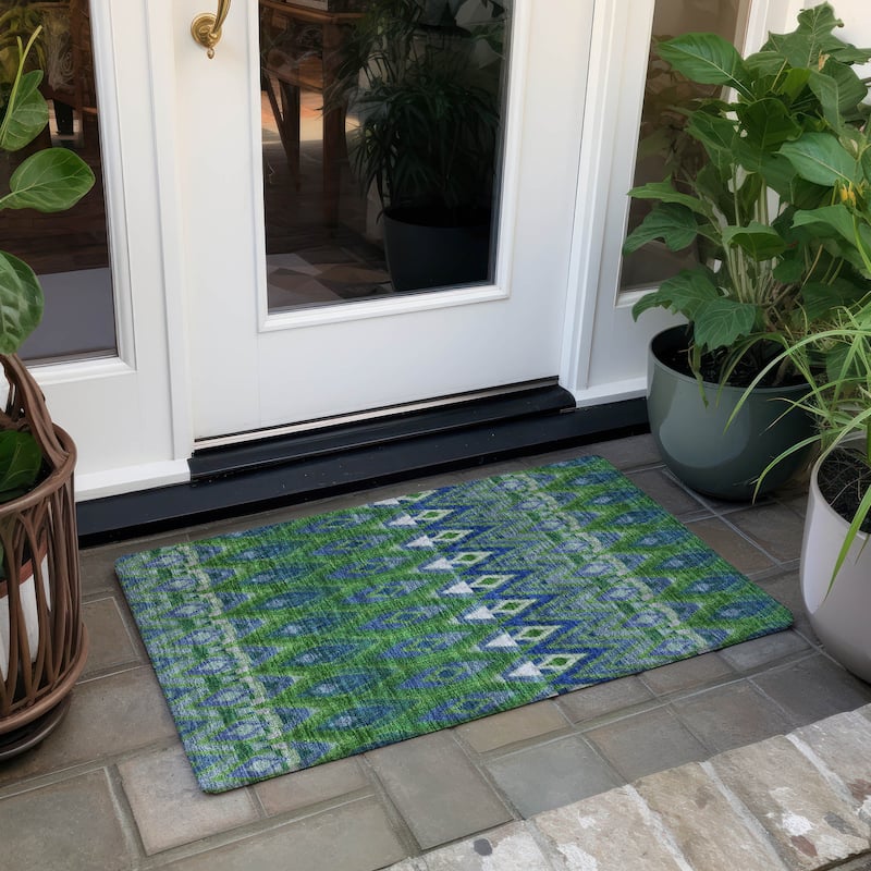 Machine Washable Indoor/ Outdoor Chantille Geometric Boho Rug
