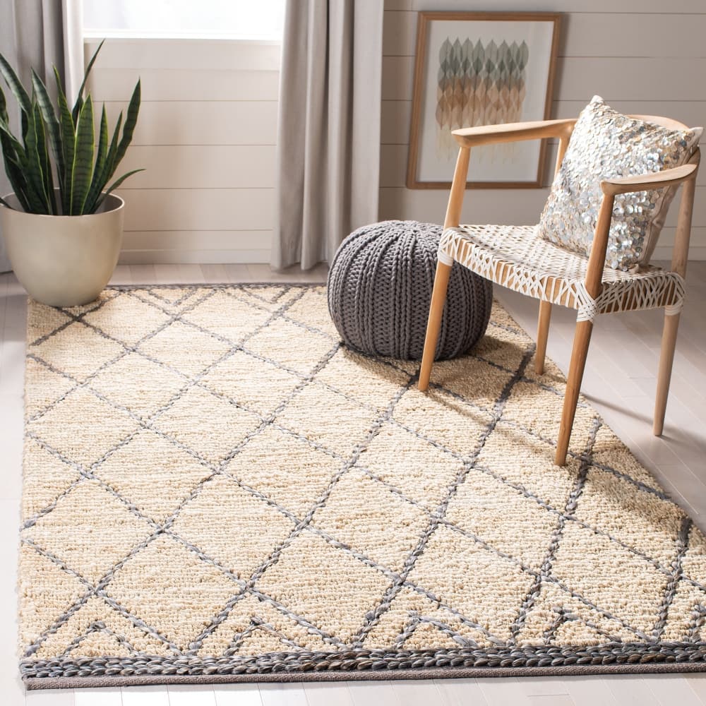 SAFAVIEH Handmade Natural Fiber Silve Trellis Jute Rug