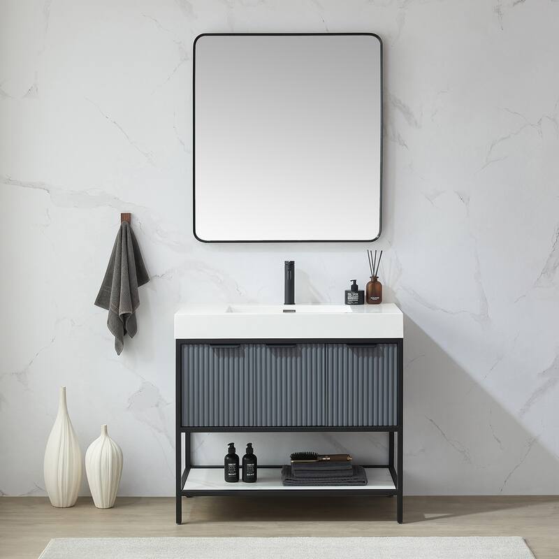 Mutriku Rectangle Aluminum Framed Wall Mount Mirror
