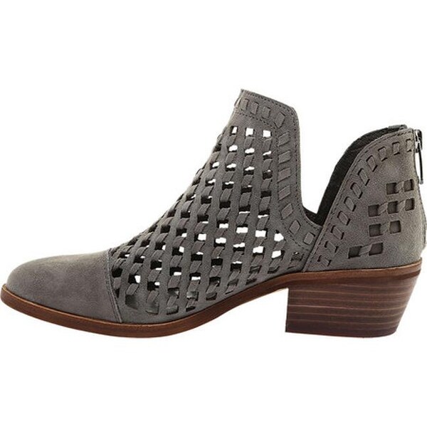 vince camuto phortiena bootie