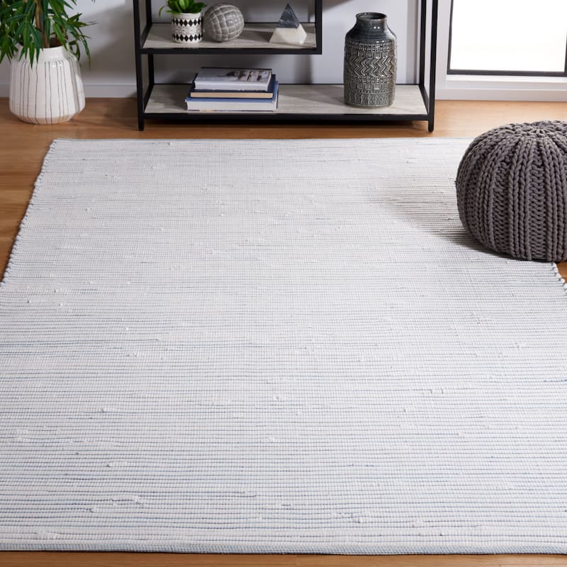 SAFAVIEH, Handmade Montauk Makenzie Stripe Rug
