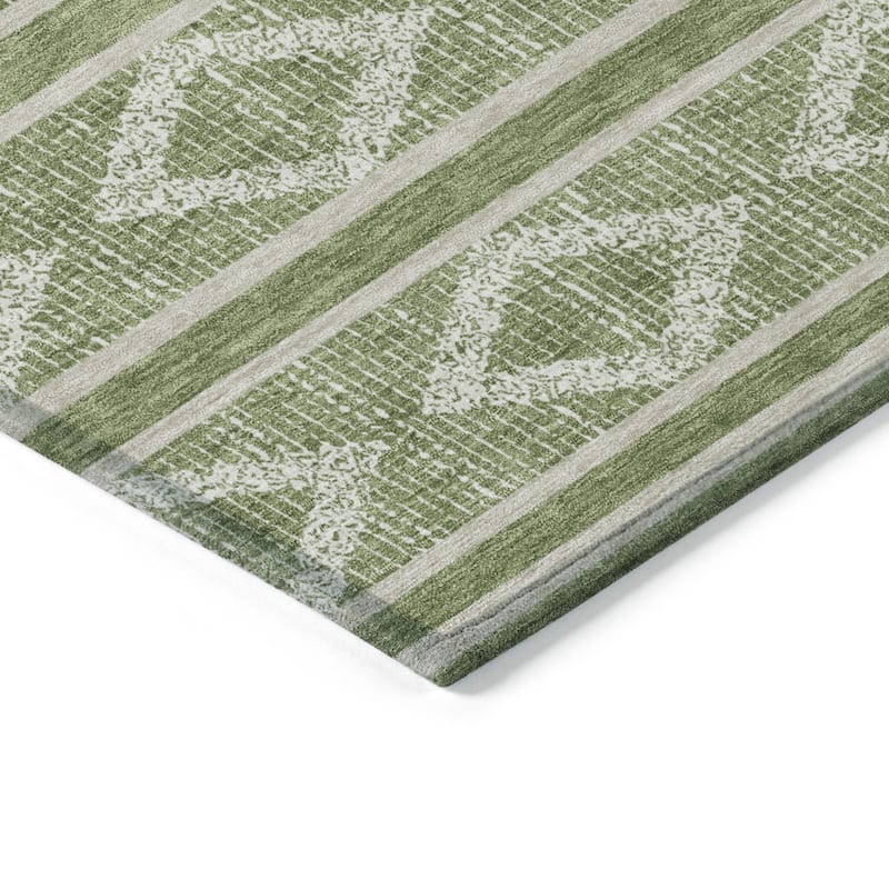 HomeRoots Geometric Transitional Rectangle Outdoor Rug