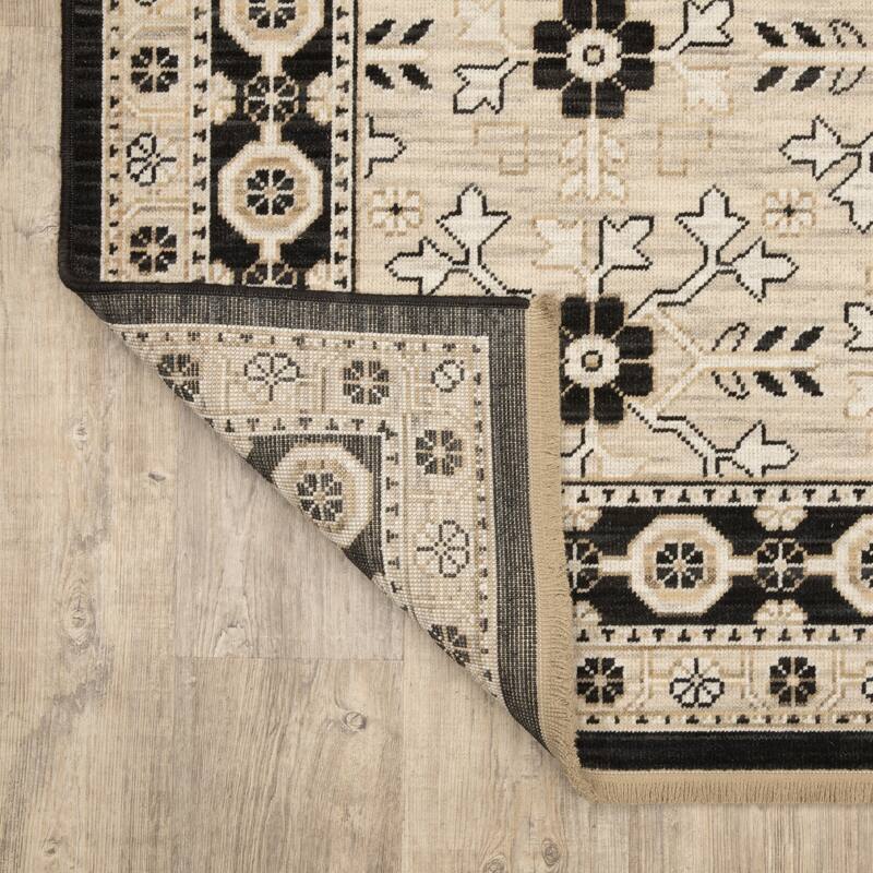 Adelaide Traditonal Bordered Floral Beige/ Black Wool Blend Area Rug