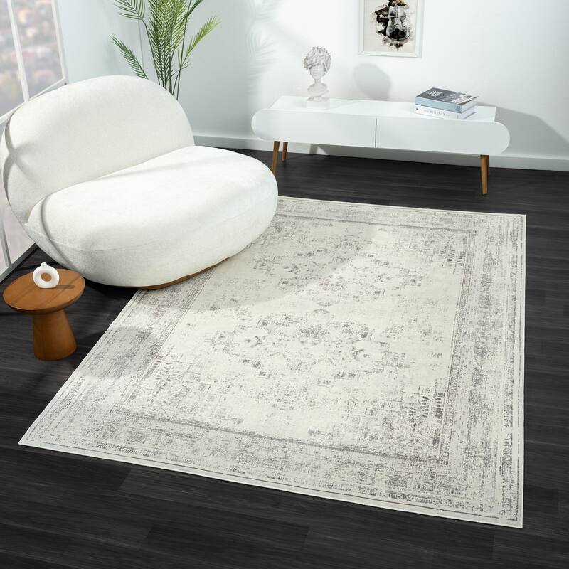 Sevita Gray Classic Traditional Machine Washable Indoor Area Rug
