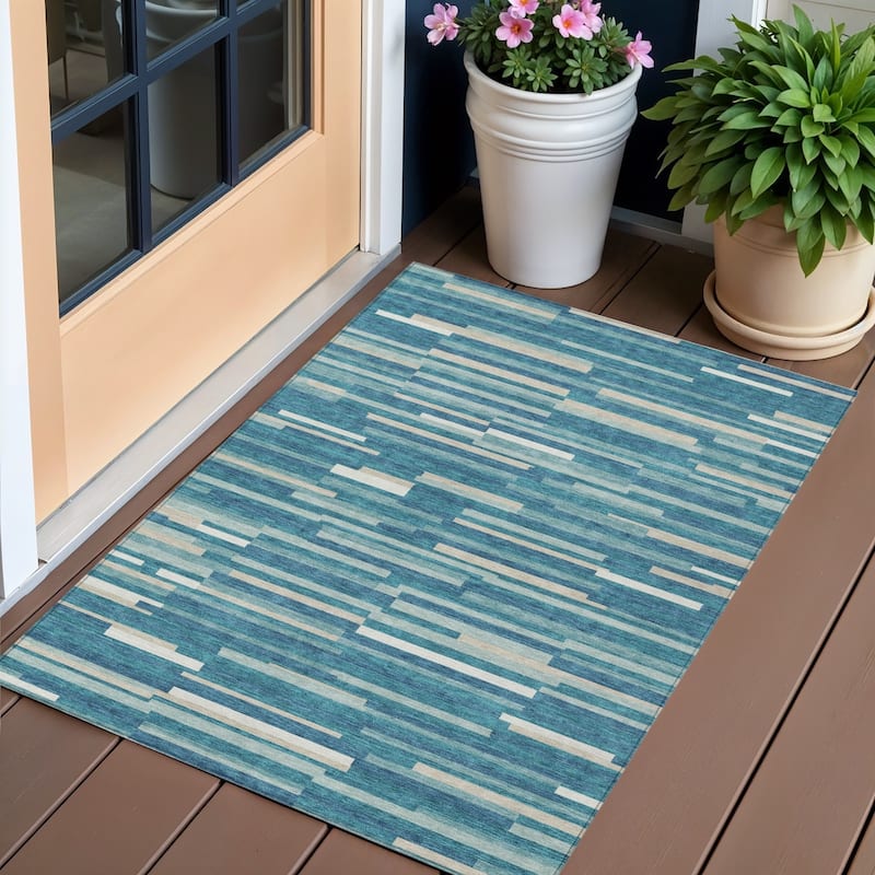 HomeRoots Striped Transitional Rectangle Outdoor Rug - 3' x 5'