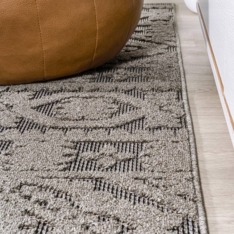 JONATHAN Y Jordan High-Low Pile Mediterranean Tile Indoor/Outdoor Area Rug