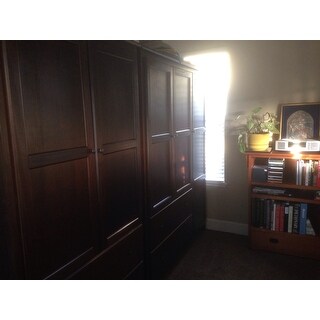 Solid Wood Furniture grain wood furniture shaker 3-door solid wood armoire cherry Solid Wood Furniture grain wood furniture shaker 3-door solid wood armoire cherry