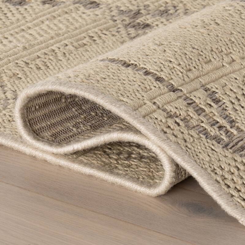 Nuloom Maristelle Southwestern Vintage and Distressed Rug