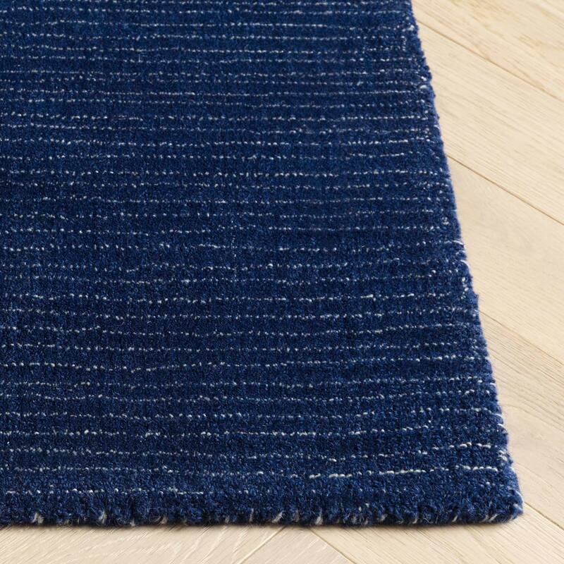 SAFAVIEH Handmade Abstract Aira Contemporary Wool Rug
