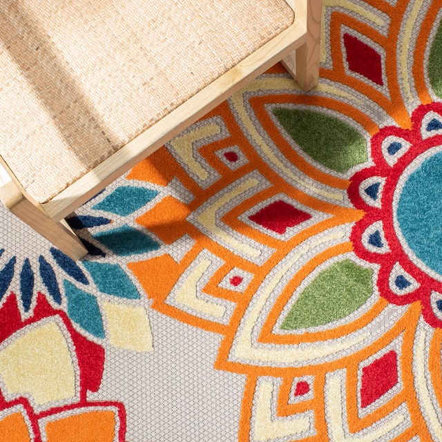 SAFAVIEH Cabana Elvezia Indoor/ Outdoor Waterproof Patio Floral Rug