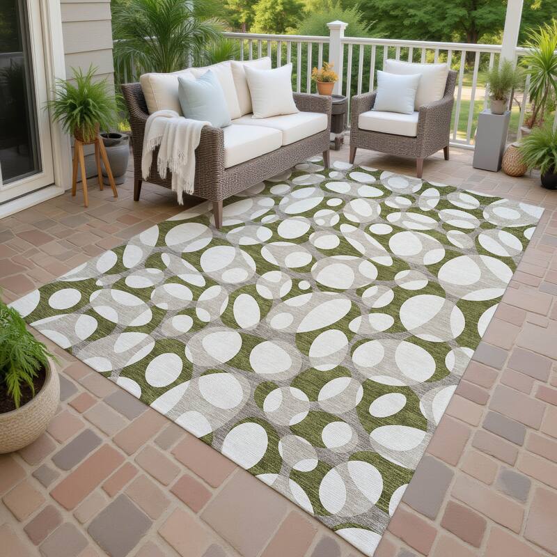 Machine Washable Indoor/ Outdoor Contemporary Saline Chantille Rug - Olive - 5' x 7'6"