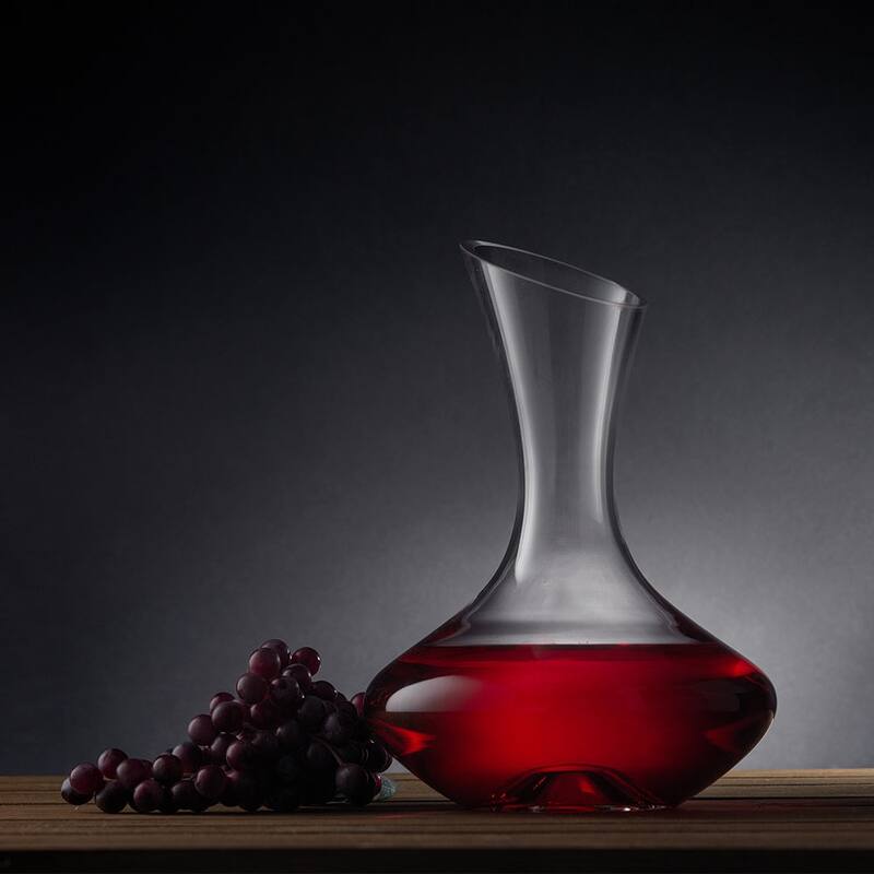 JoyJolt Lancia Hand Blown Non-Leaded Crystal Wine Decanter, 54 Ounce Red Wine Carafe