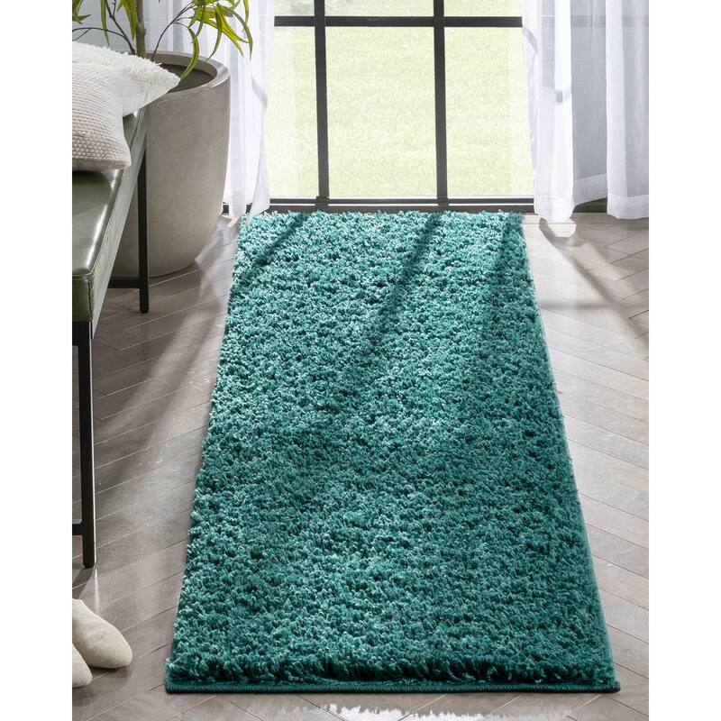 Well Woven Elle Basics Emerson Shag Area Rug - 2' 3" x 7' 3" - Green
