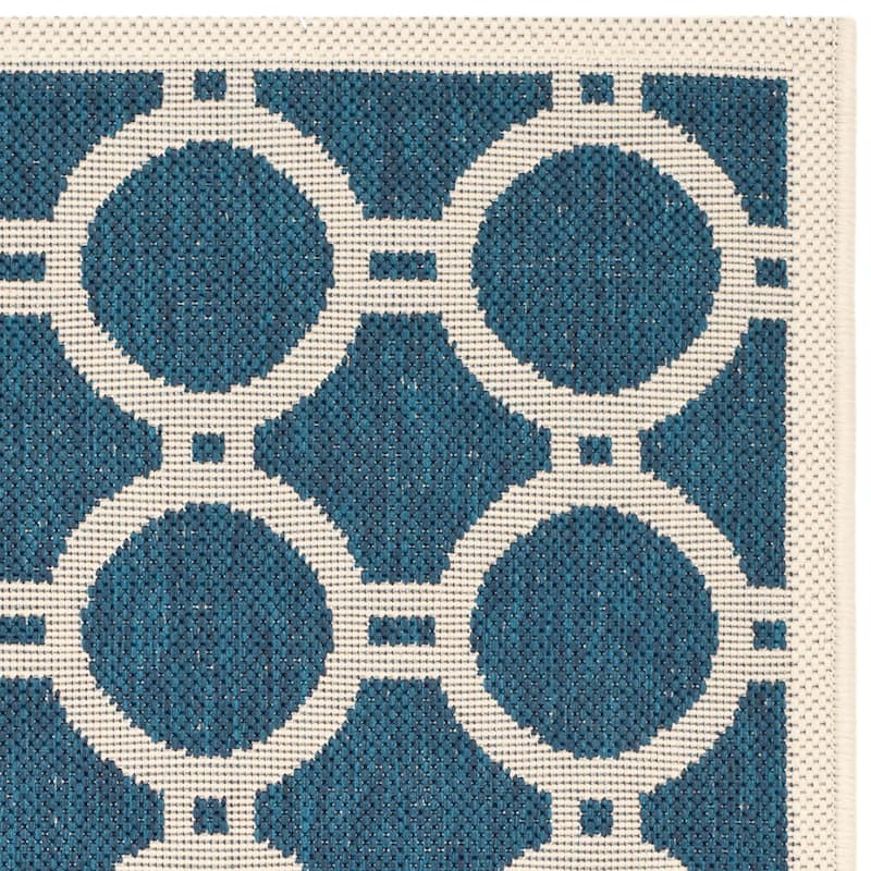 SAFAVIEH Courtyard Nira Indoor/ Outdoor Waterproof Patio Backyard Rug