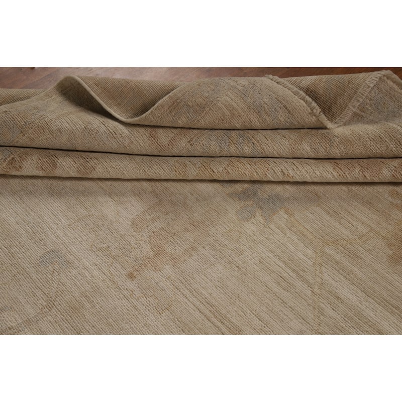 Hand Knotted Oriental 100% Wool Carpet Transitional All-Over Beige & Ivories Oushak Area Rug - 9' 10'' X 7' 11''