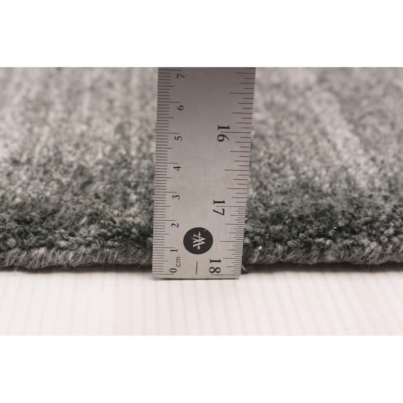ECARPETGALLERY Hand-knotted Kashkuli Gabbeh Grey Wool Rug - 2'7 x 10'0