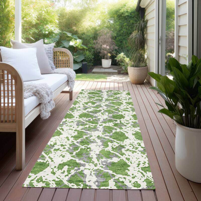 Machine Washable Indoor/ Outdoor Abstract Modern Chantille Rug - Green - 2'3" x 7'6"