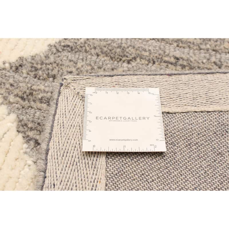 ECARPETGALLERY Hand Tufted Timeless Cream Wool Rug - 5'0 x 7'10