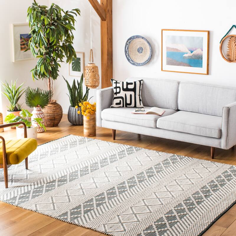 SAFAVIEH Handmade Natura Fazlie Moroccan Wool Rug - 8' x 10' - Ivory/Green