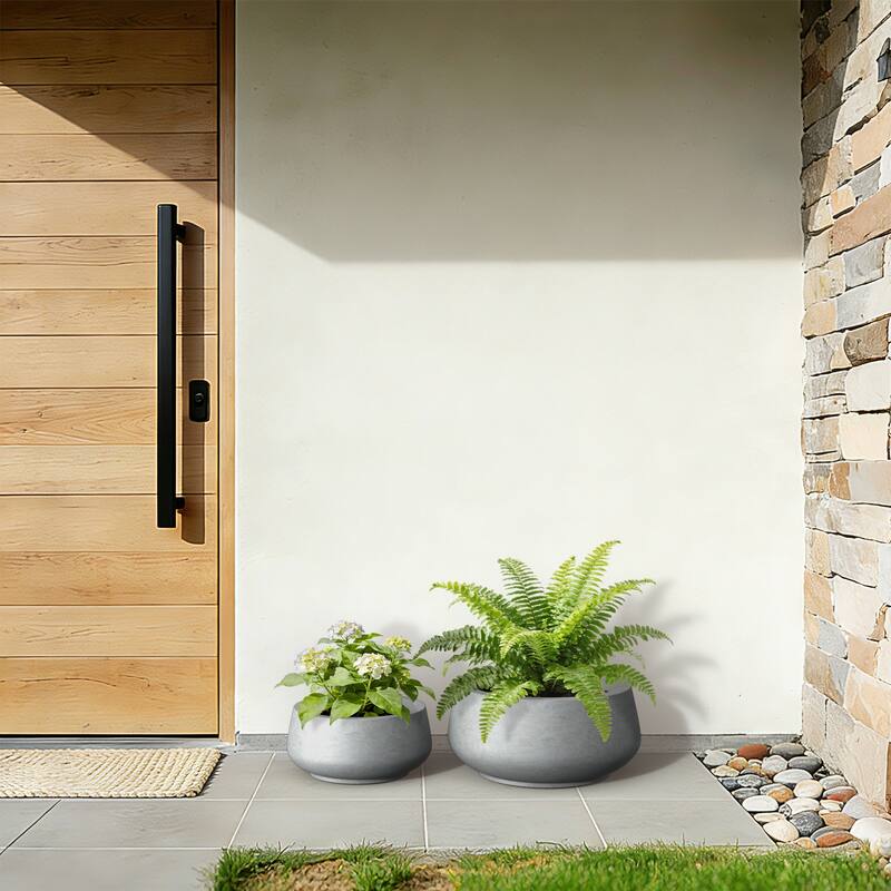 Upgraded Interior Concrete Curvy Round Planter