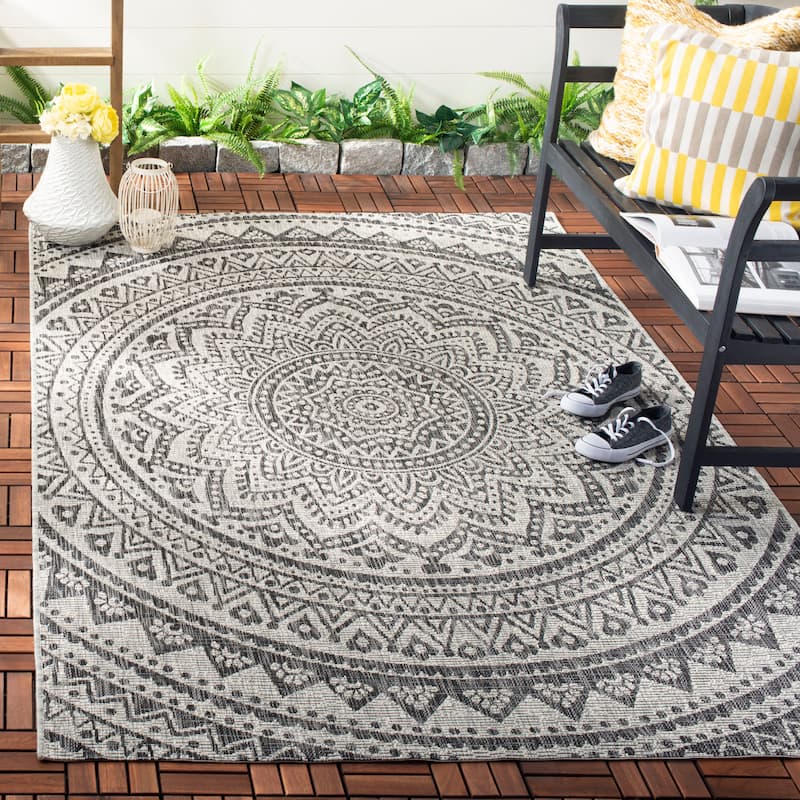 SAFAVIEH Courtyard Fran Mandala Indoor/ Outdoor Waterproof Patio Backyard Rug - 2'7" x 5' - Light Grey/Black