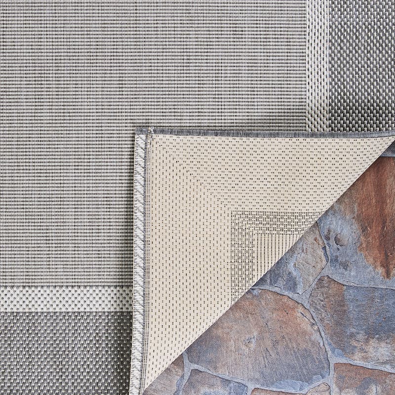 Pergola Channel Indoor/ Outdoor Area Rug