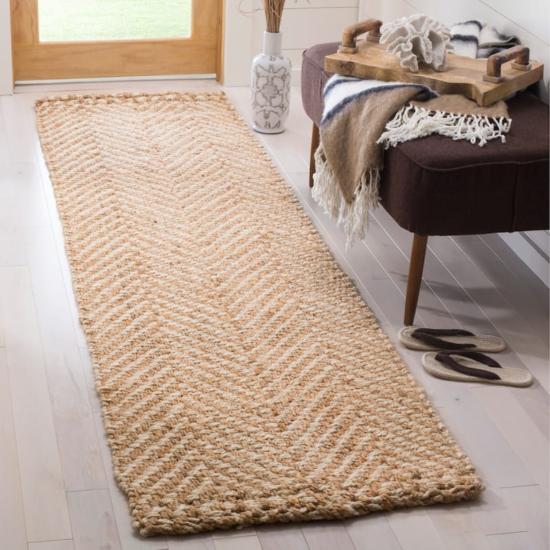 SAFAVIEH Handmade Natural Fiber Arlinda Chevron Jute Rug - 2'3" x 8' Runner - Ivory/Natural - Runner