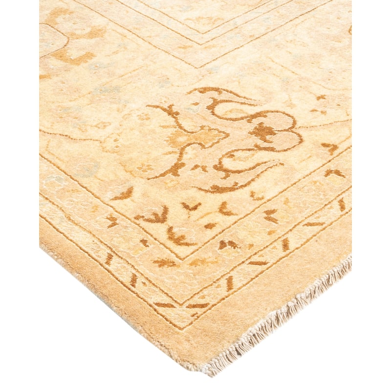 Overton Hand Knotted Wool Vintage Inspired Traditional Mogul Ivory Area Rug - 8 x 10