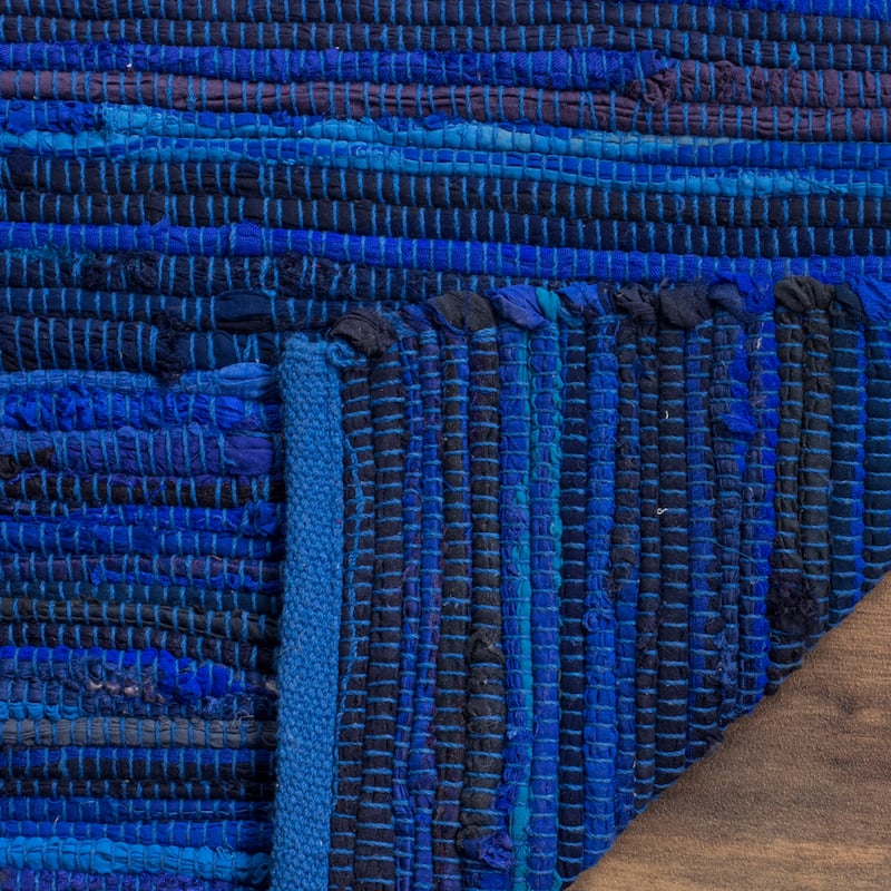 SAFAVIEH Handmade Rag Rug Sevim Casual Stripe Cotton Rug