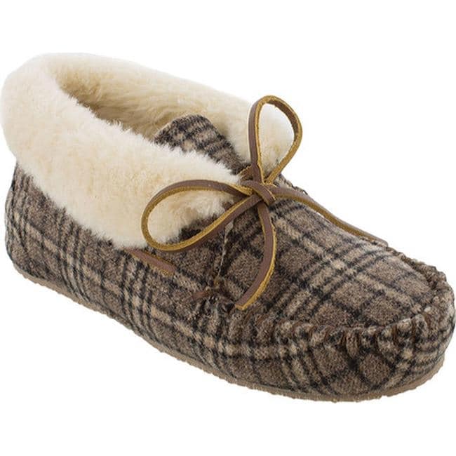 minnetonka chrissy boot