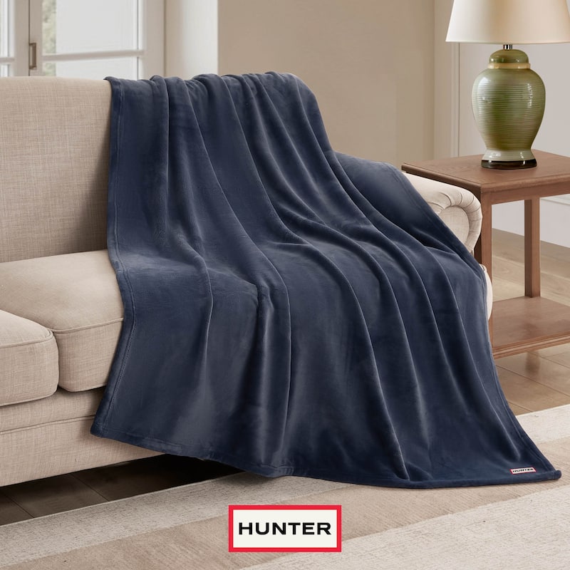 Hunter Coco Flannel Throw Blanket