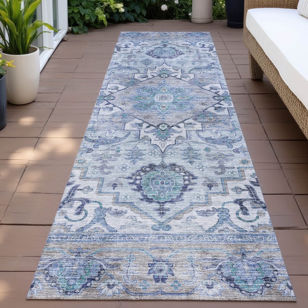 Machine Washable Indoor/Outdoor Traditional Vintage Chantille Rug