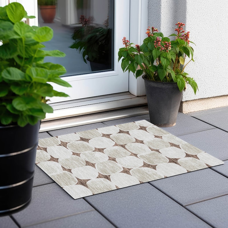 Machine Washable Indoor/ Outdoor Chantille Modern Puffy Rug - Brown - 1'8" x 2'6"