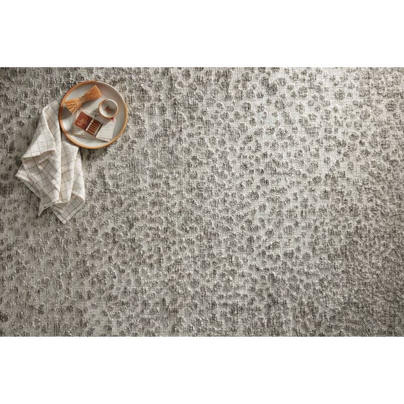 Alexander Home Hudson Tribal Abstract India Area Rug - 7' 9" x 9' 9" - Silver / Ivory - Rectangle