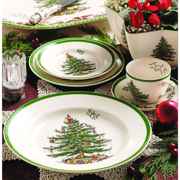 Spode クリスマスプレート　4枚セット Amazon.com | Spode Christmas Tree Scalloped Dinner Plate