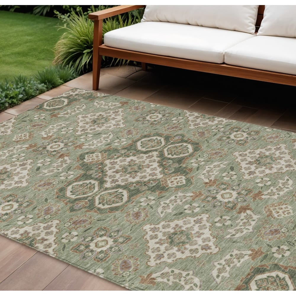 HomeRoots Medallion Traditional Rectangle Outdoor Rug