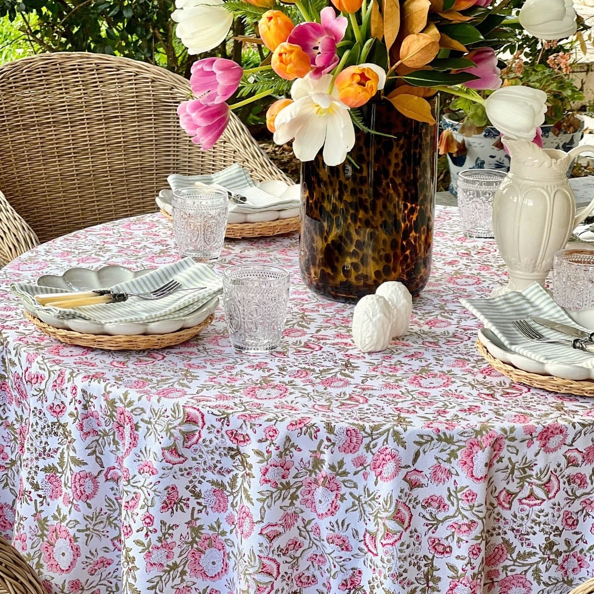 Round tablecloth- Pink and green floral Beatrice
