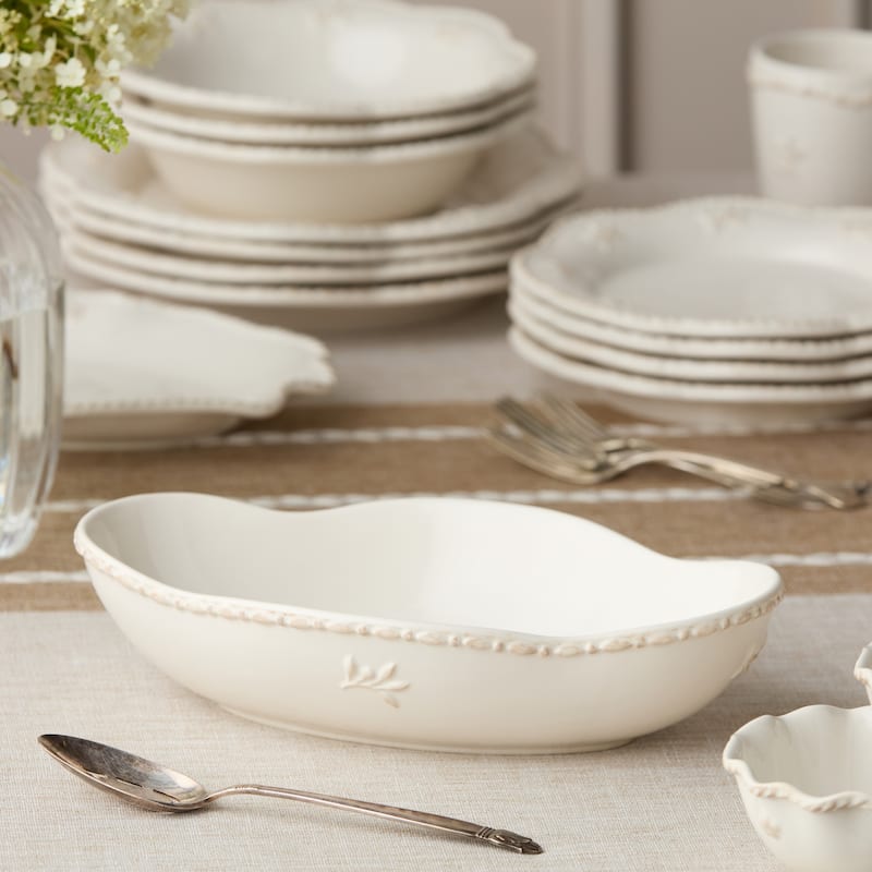 Certified International Heritage Oval Serving Bowl 12" x 7.25", 44 oz. - 12'' W x 7.25'' D x 2.75'' H