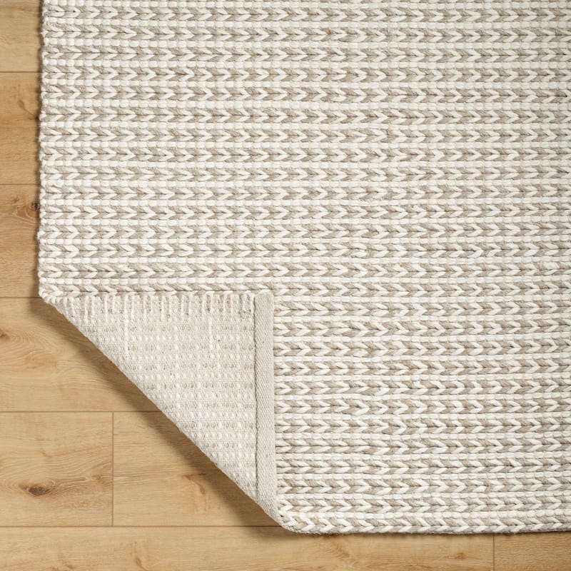 Livabliss Sundance Casual Dots Area Rug